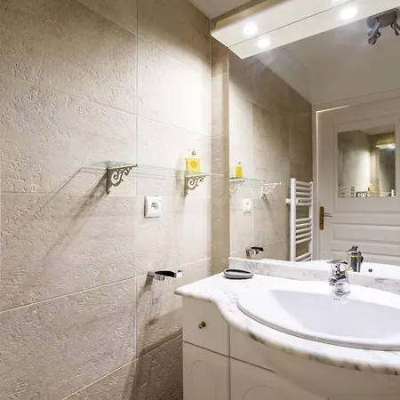 Apartment L'hippocampe Pres De La 3 Pieces, Terrasse Antibes